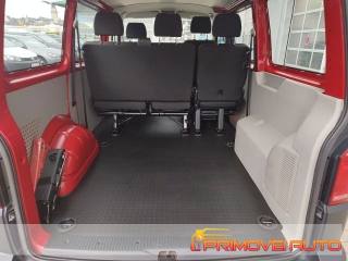 VOLKSWAGEN Caravelle usata 9