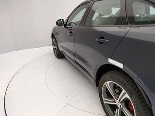 JAGUAR F-Pace usata, con Sensori di parcheggio anteriori