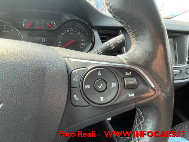 OPEL Crossland usata, con Fari LED