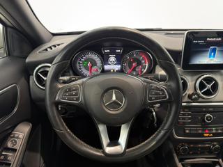 MERCEDES-BENZ GLA 220 usata, con Chiusura centralizzata