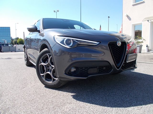 ALFA ROMEO Stelvio usata, con Airbag