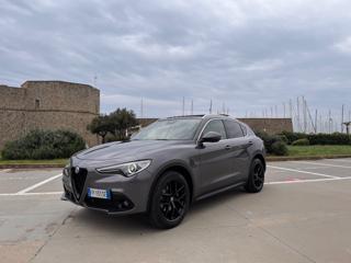 ALFA ROMEO Stelvio usata, con Sistema di avviso di distanza