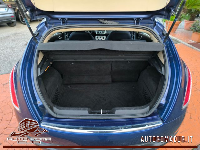 LANCIA Delta usata, con ESP