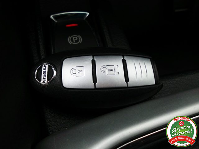 NISSAN Qashqai usata, con Touch screen