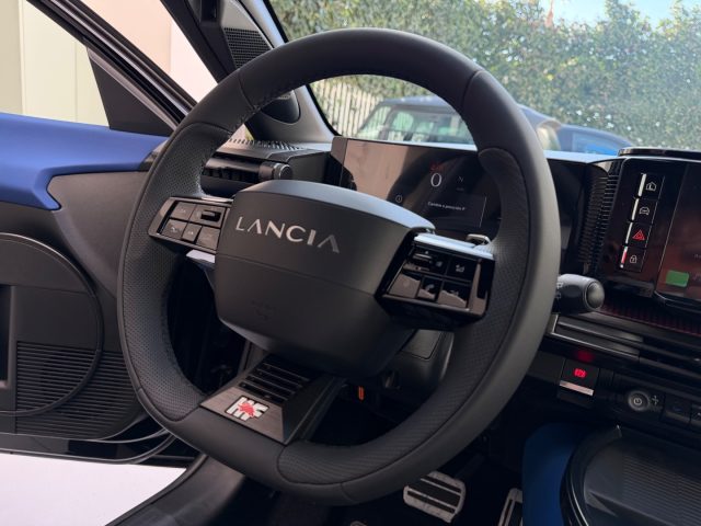 LANCIA Ypsilon usata, con MP3