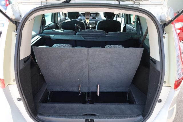 RENAULT Scenic usata 69