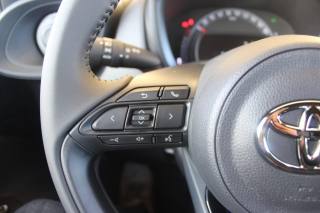 TOYOTA Aygo X usata, con Riconoscimento dei segnali stradali