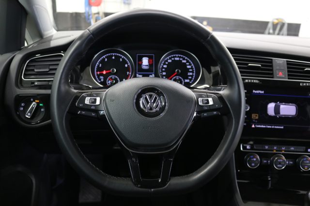 VOLKSWAGEN Golf usata, con Servosterzo
