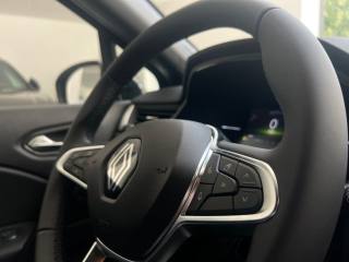 RENAULT Captur usata, con Bracciolo
