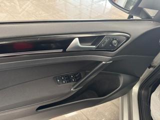 VOLKSWAGEN Golf usata, con Chiusura centralizzata