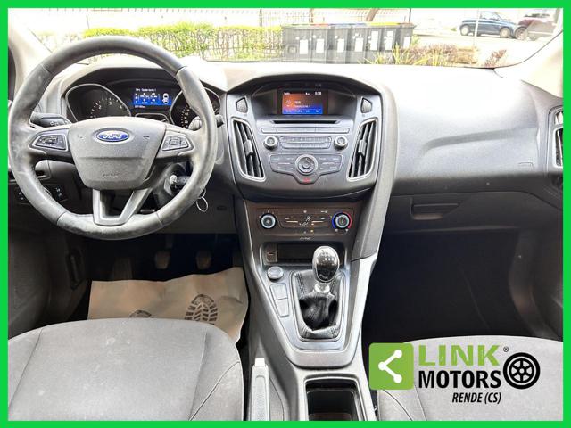 FORD Focus usata, con Park Distance Control