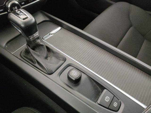 VOLVO V60 usata, con USB