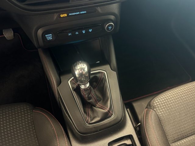 FORD Focus usata, con USB