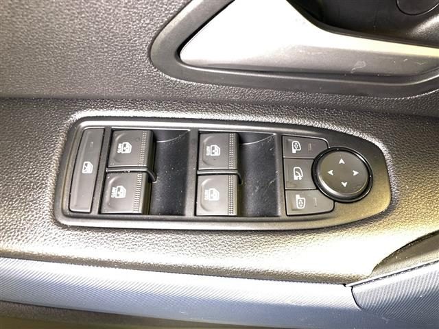 DACIA Duster usata 23