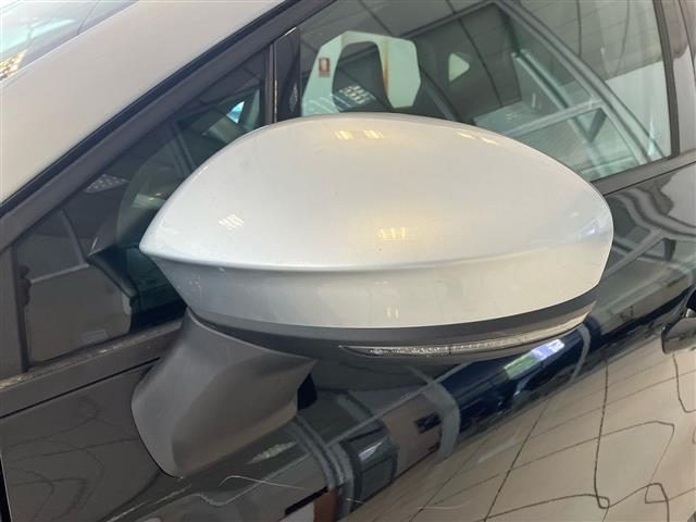 RENAULT Captur usata 23