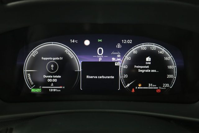 TOYOTA C-HR usata 12