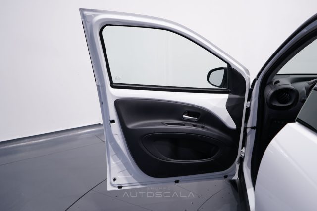 TOYOTA Aygo X usata, con Servosterzo