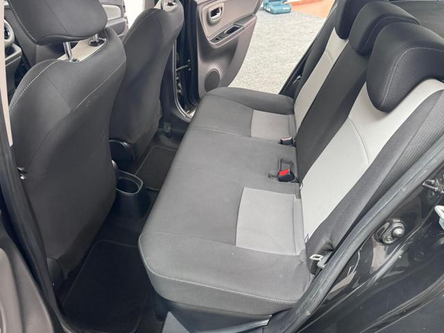 TOYOTA Yaris usata, con Touch screen