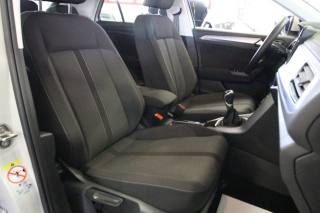 VOLKSWAGEN T-Roc usata, con USB