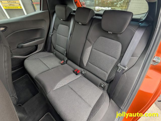 RENAULT Clio usata, con Bluetooth