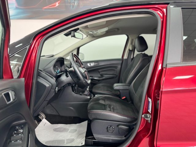 FORD EcoSport usata, con Vetri oscurati