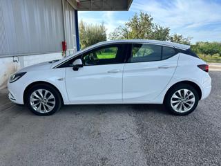 OPEL Astra usata, con Controllo trazione