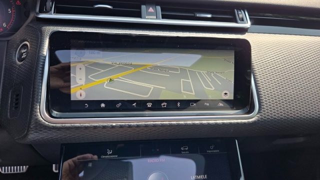 LAND ROVER Range Rover Velar usata, con Volante multifunzione
