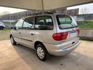 SEAT Alhambra usata, con Autoradio