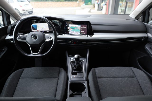 VOLKSWAGEN Golf Variant usata, con Touch screen