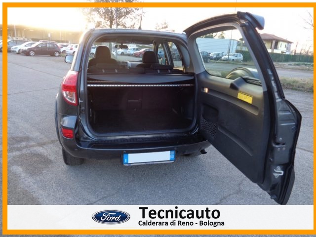 TOYOTA RAV 4 usata, con Fendinebbia