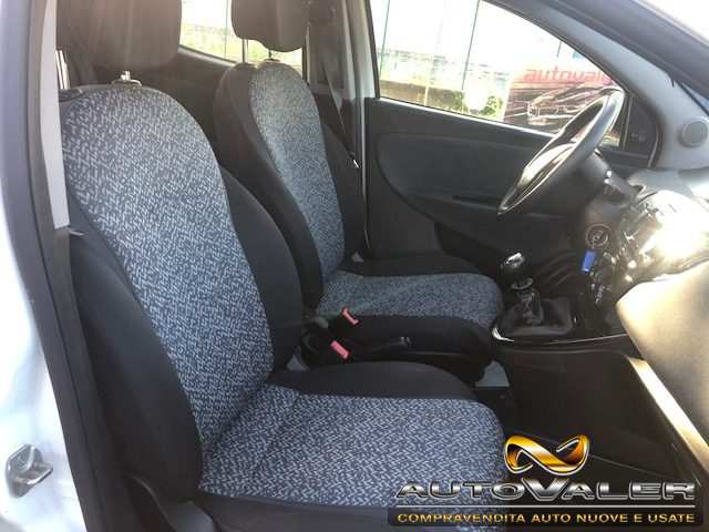 LANCIA Ypsilon usata, con Cronologia tagliandi