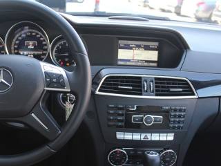 MERCEDES-BENZ C 220 usata, con Lettore CD