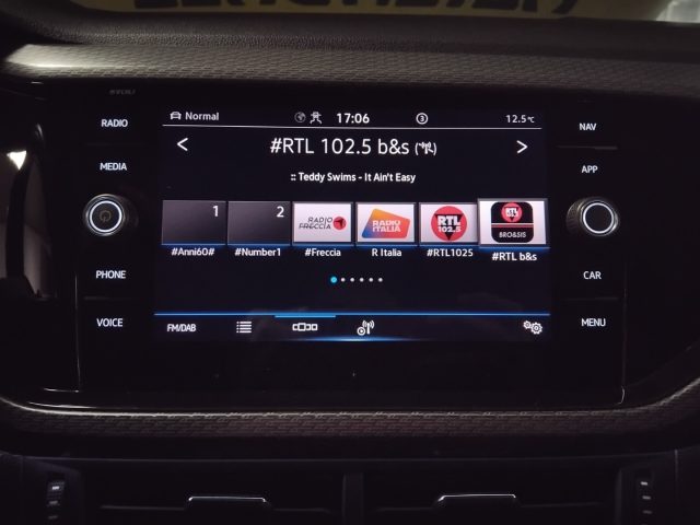 VOLKSWAGEN T-Cross usata, con Frenata d