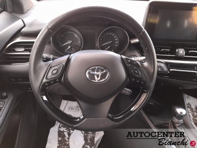 TOYOTA C-HR usata, con Volante in pelle