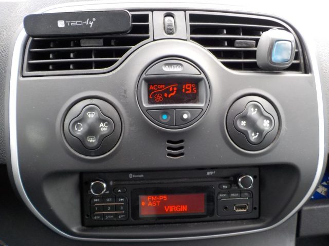 RENAULT Kangoo usata, con Sensore di luce