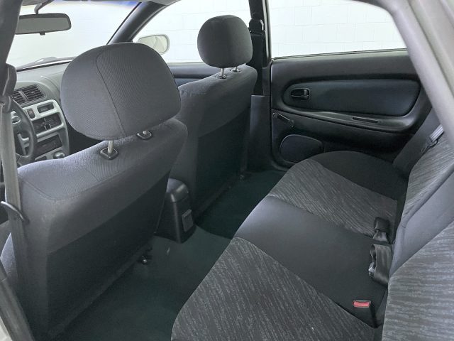 MAZDA 323 usata 16