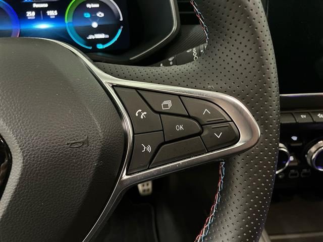 RENAULT Clio usata, con Sensori di parcheggio anteriori