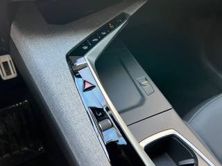 PEUGEOT 3008 usata, con Touch screen