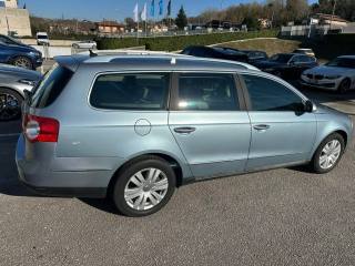 VOLKSWAGEN Passat usata, con Airbag laterali