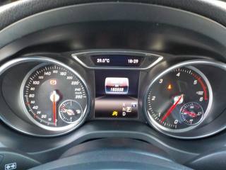 MERCEDES-BENZ CLA 200 usata, con Volante in pelle