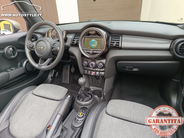 MINI Cabrio usata 121