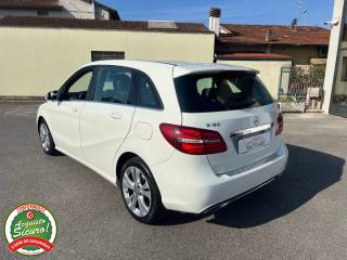 MERCEDES-BENZ B 180 usata, con Cronologia tagliandi