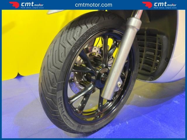 KYMCO People 300 usata 7