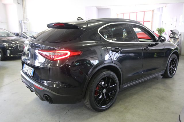 ALFA ROMEO Stelvio usata, con Alzacristalli elettrici