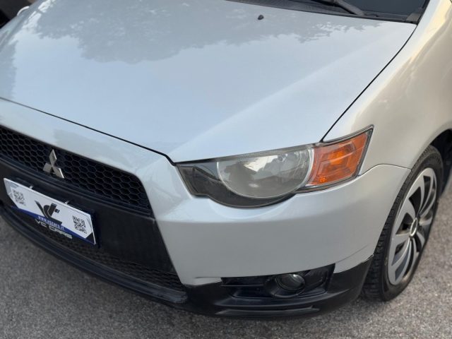 MITSUBISHI Colt usata, con Chiusura centralizzata
