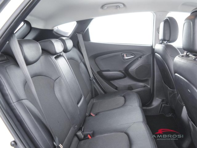 HYUNDAI iX35 usata 10