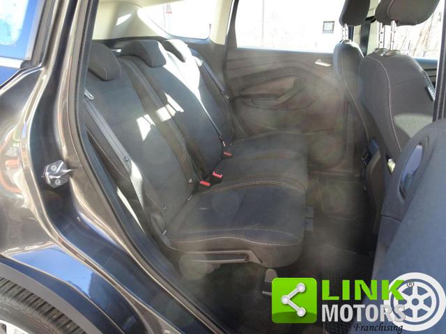 FORD Kuga usata, con MP3