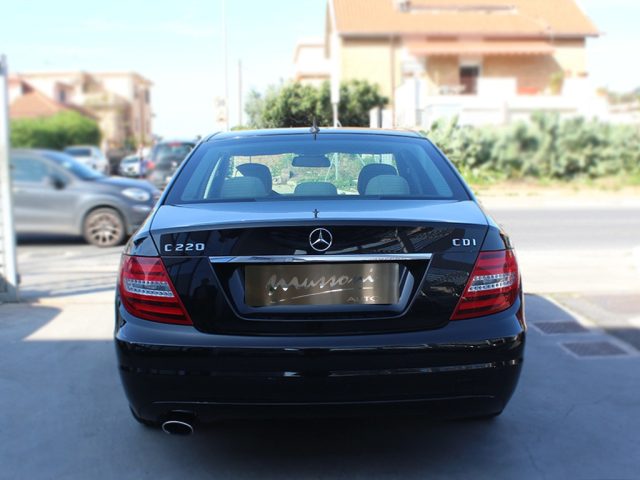 MERCEDES-BENZ C 220 usata, con Autoradio