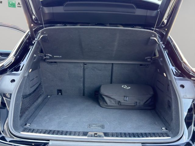 PORSCHE Cayenne usata, con Interni in pelle