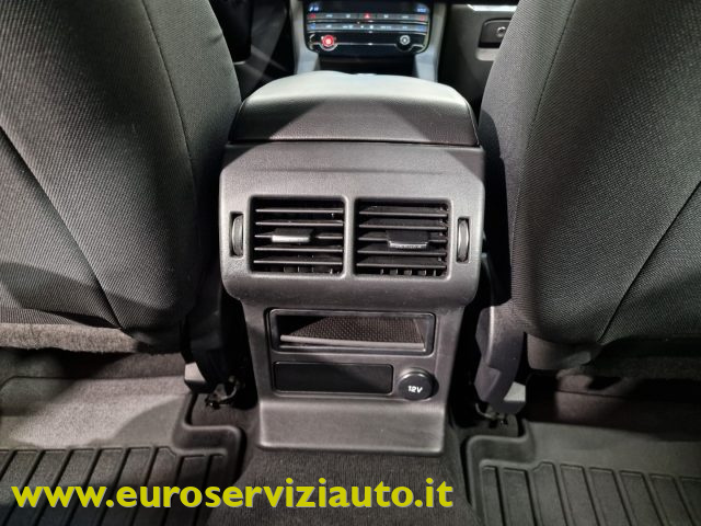 JAGUAR F-Pace usata, con Luci diurne LED